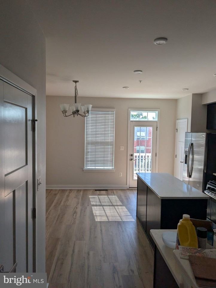 1229 Trenton Pl Se - Photo 4 of 18