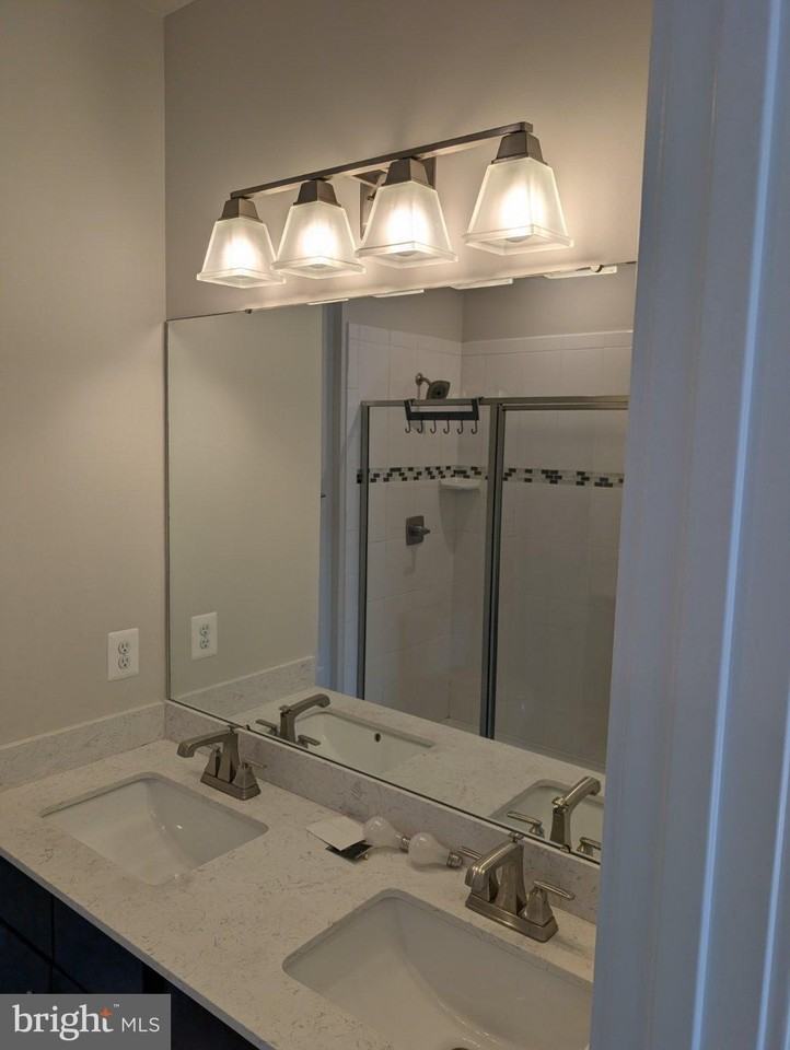 1229 Trenton Pl Se - Photo 7 of 18