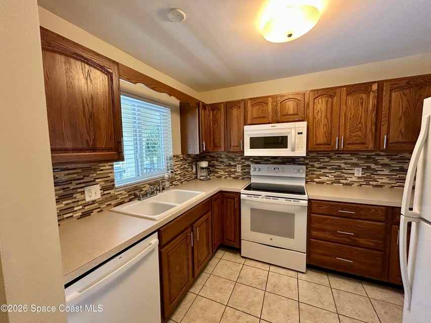 201 Saint Lucie Lane 306 - 1 #1 - Photo 2 of 9