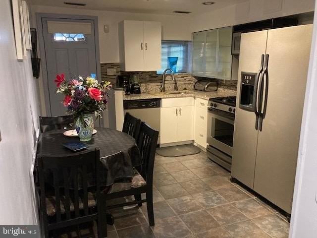 2223 Brookfield Ave - Photo 6 of 13