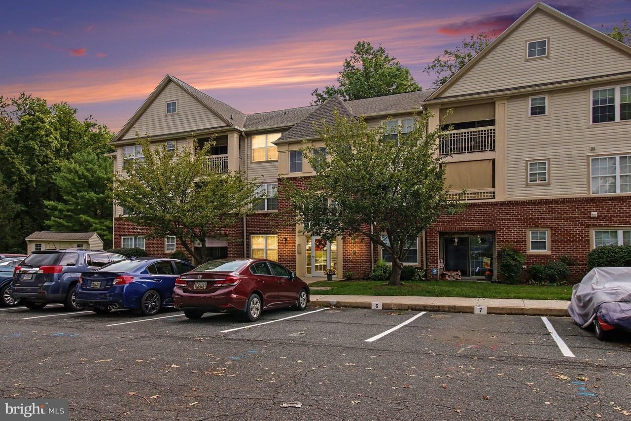 307 Tall Pines Ct #L - Photo 2 of 23