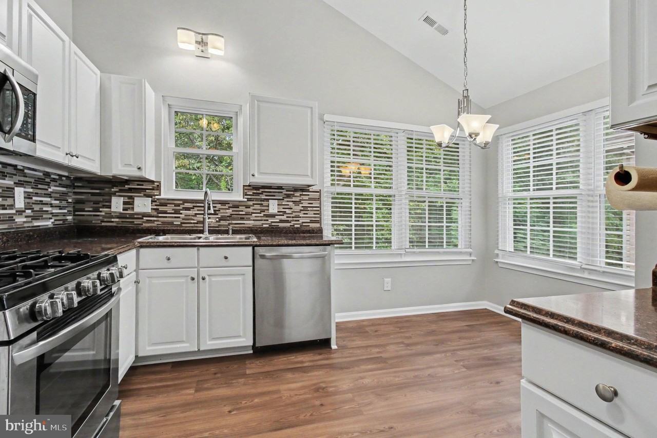 307 Tall Pines Ct #L - Photo 4 of 23