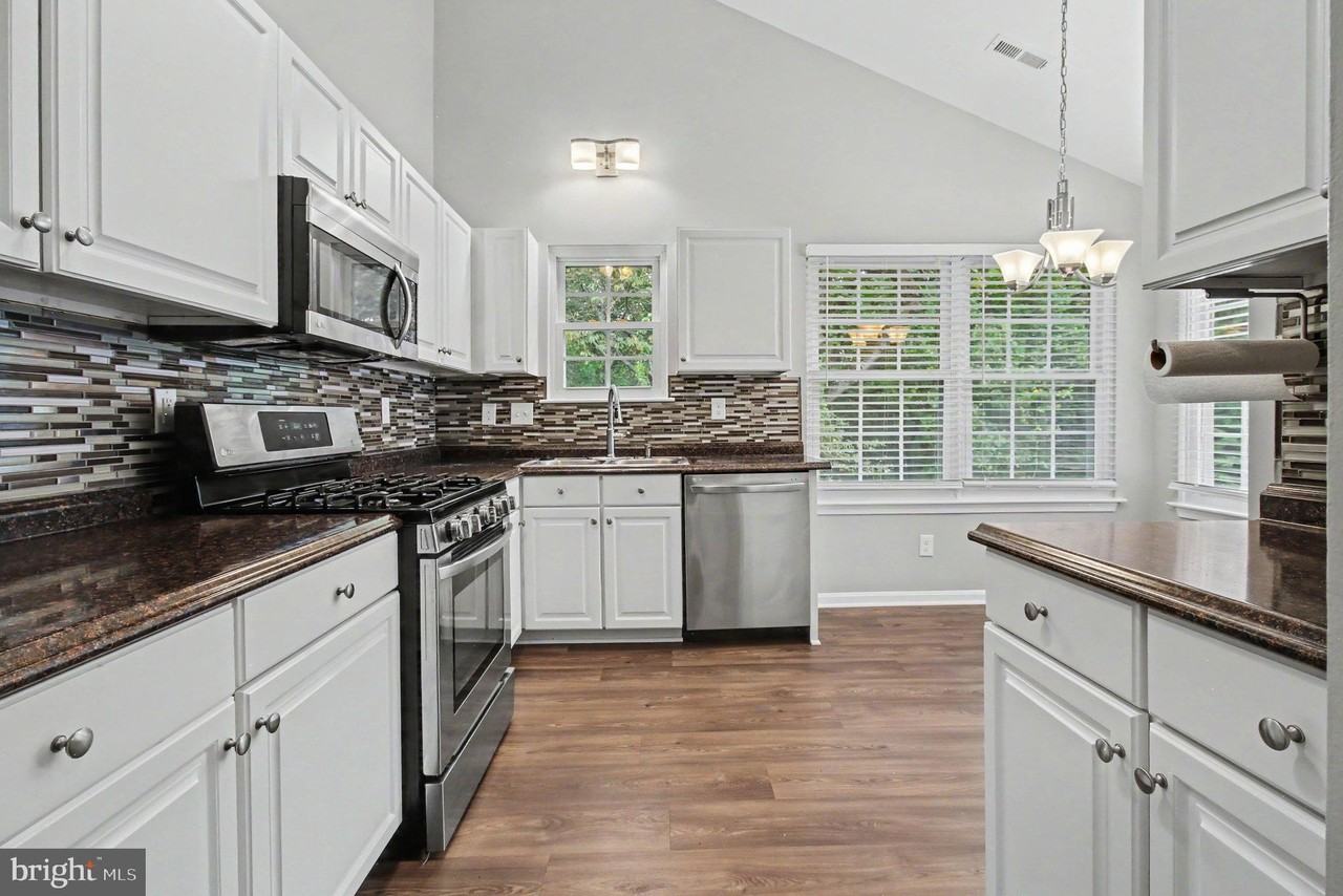307 Tall Pines Ct #L - Photo 5 of 23