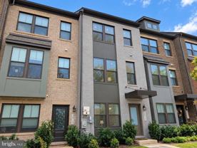 3511 Carnaby St - Photo 1 of 1