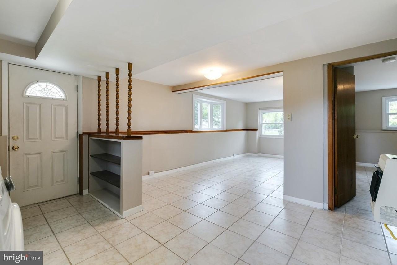 400 Sheffield Rd - Photo 4 of 28