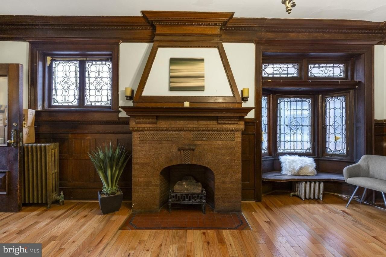 4005 Baltimore Ave - Photo 2 of 34