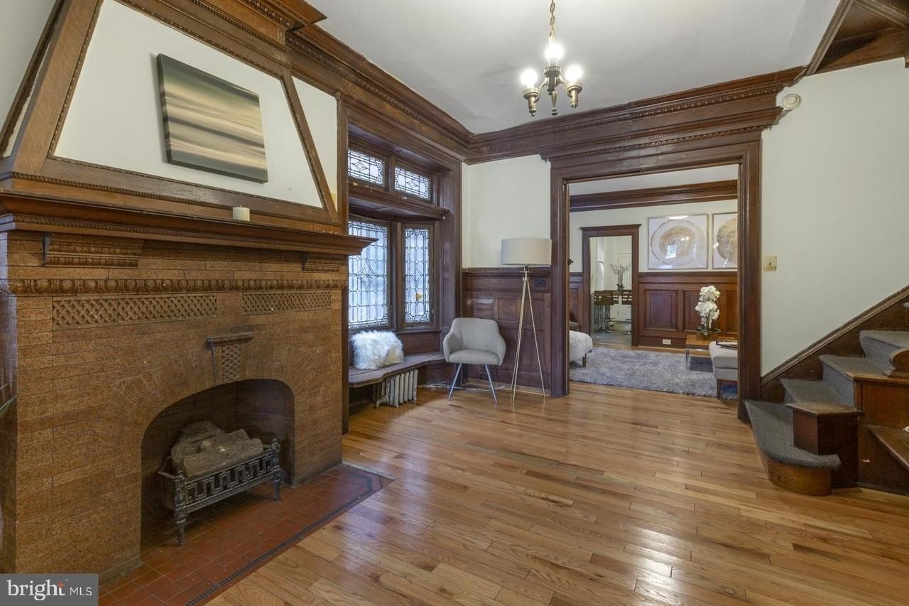 4005 Baltimore Ave - Photo 3 of 34