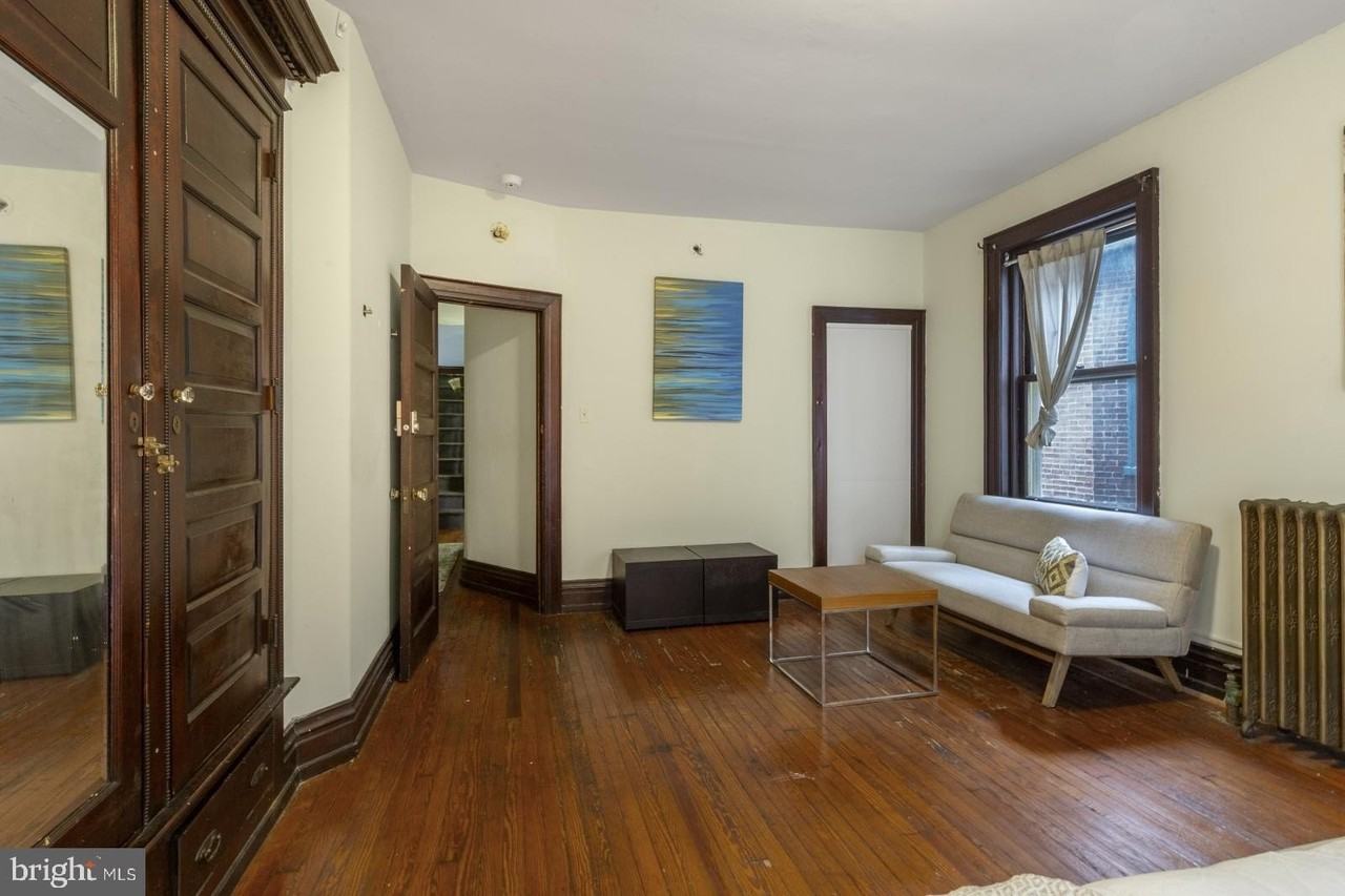 4005 Baltimore Ave - Photo 7 of 34