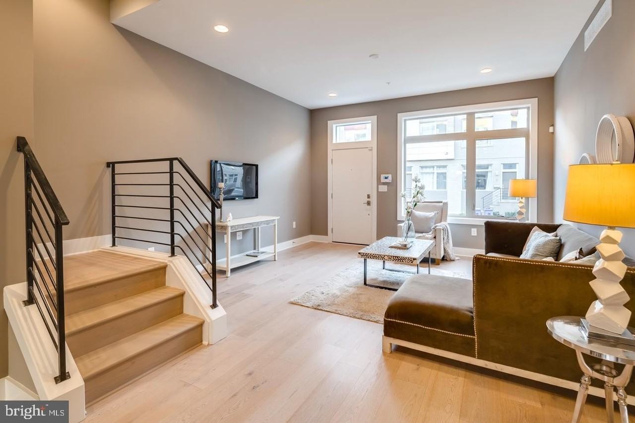 740 S Chris Columbus Blvd #70 - Photo 3 of 24