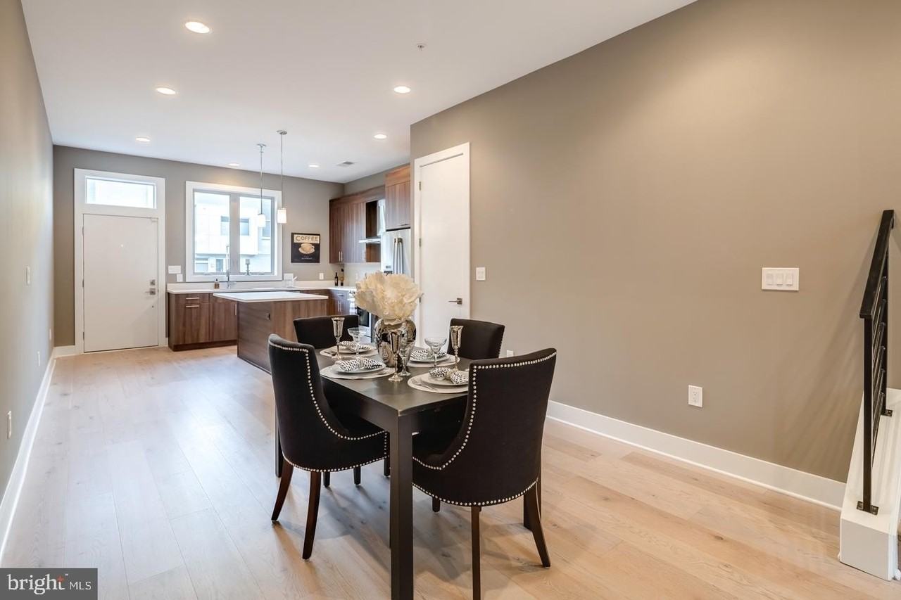 740 S Chris Columbus Blvd #70 - Photo 4 of 24