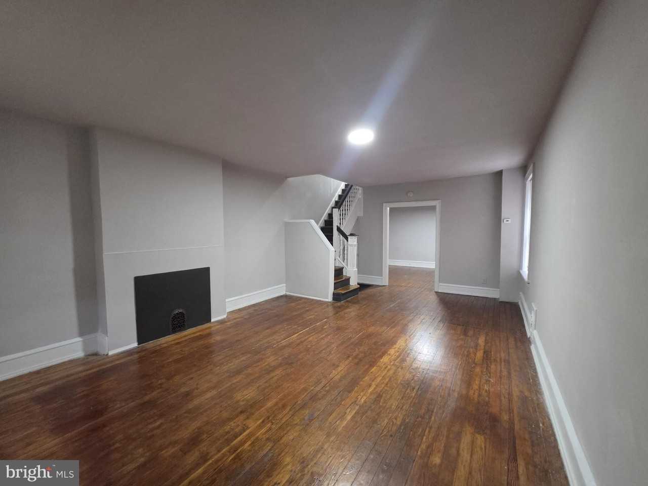 250 N 52nd St - Photo 3 of 21