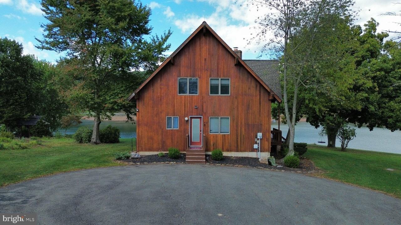 832 Cayuga Cv - Photo 3 of 46