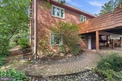 2427 N Sycamore St - Photo 1 of 1