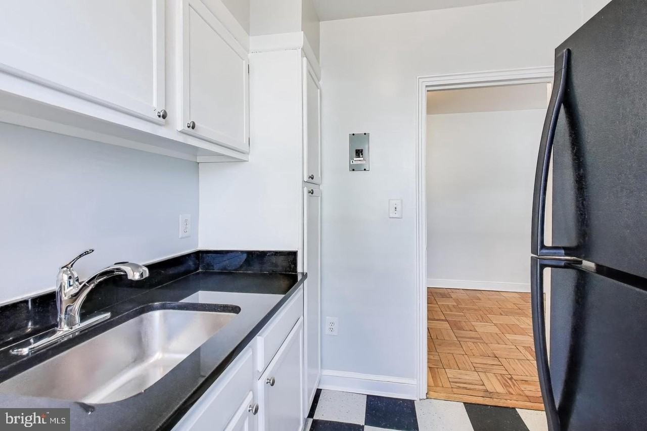 1722 N Quinn St #203 - Photo 7 of 27