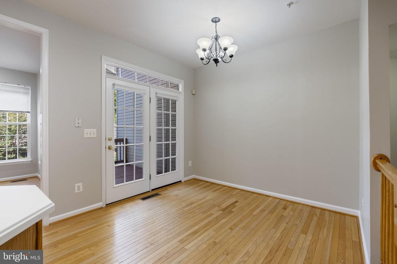 5112 Grimm Dr - Photo 6 of 49