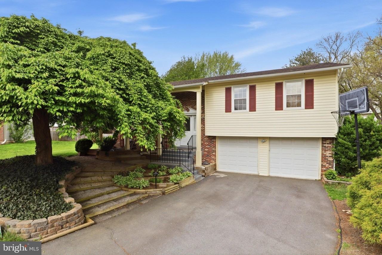 3174 Kirkwell Pl - Photo 4 of 43