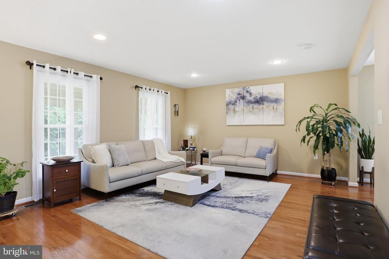 3174 Kirkwell Pl - Photo 6 of 43