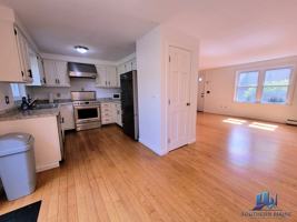 featured image of 21 Jamestown Ct #1