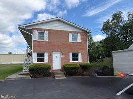 featured image of 2332 Wilson Blvd #1