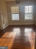 featured image of 4 W Cork St #4