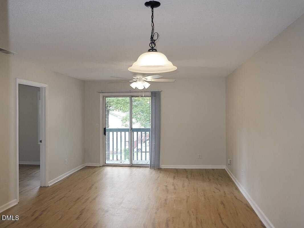 103 Ashley Forest Rd - Photo 4 of 14