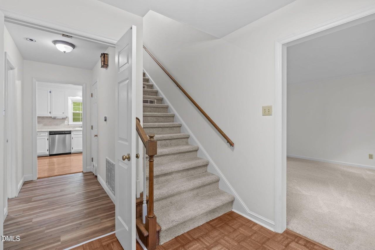 5313 Falkirk Dr - Photo 2 of 21