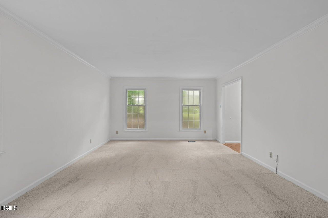 5313 Falkirk Dr - Photo 3 of 21