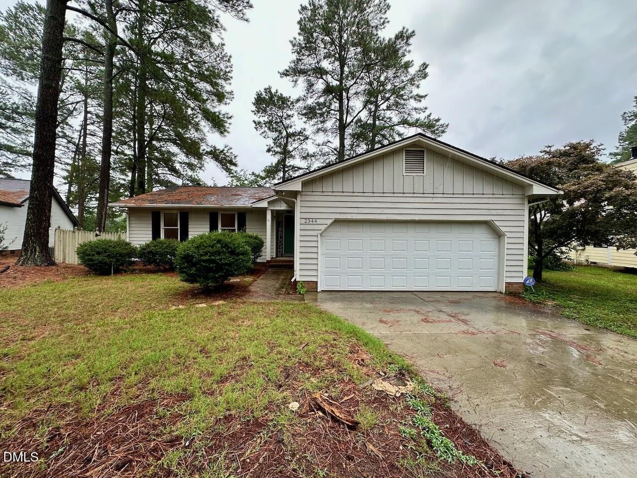 2344 Ravenhill Dr - Photo 2 of 25