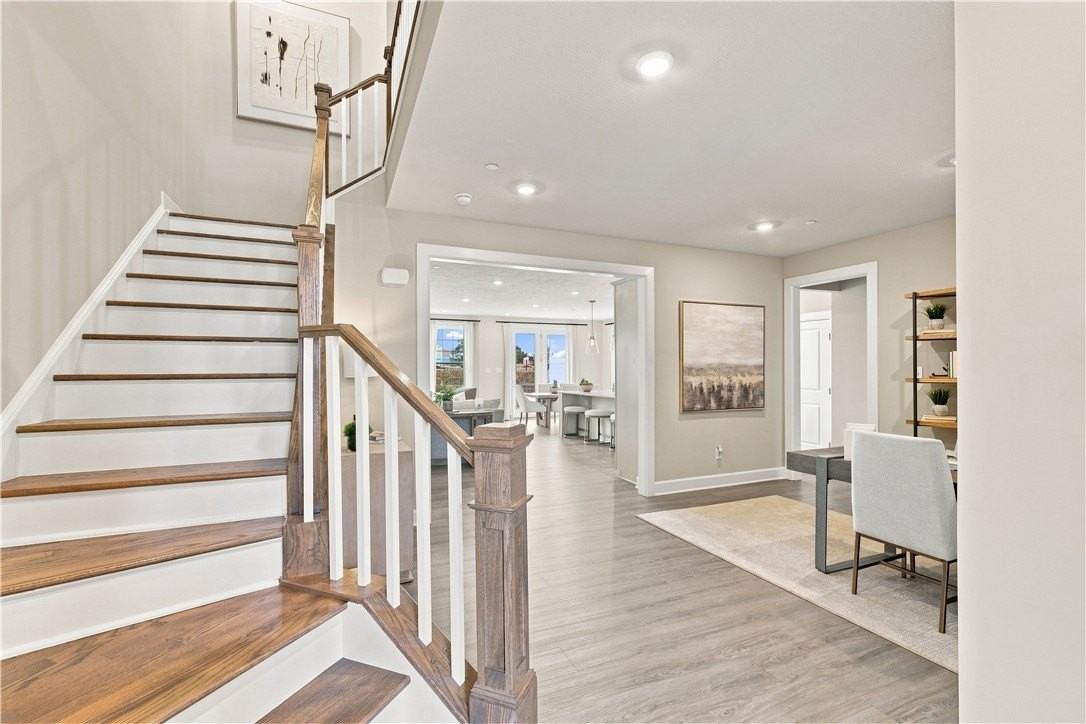 110 Hollow Oak Dr - Photo 2 of 50