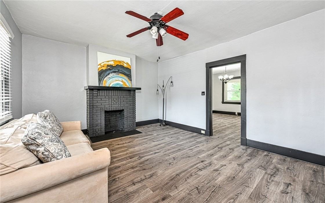 1326 Walters Ave - Photo 2 of 25