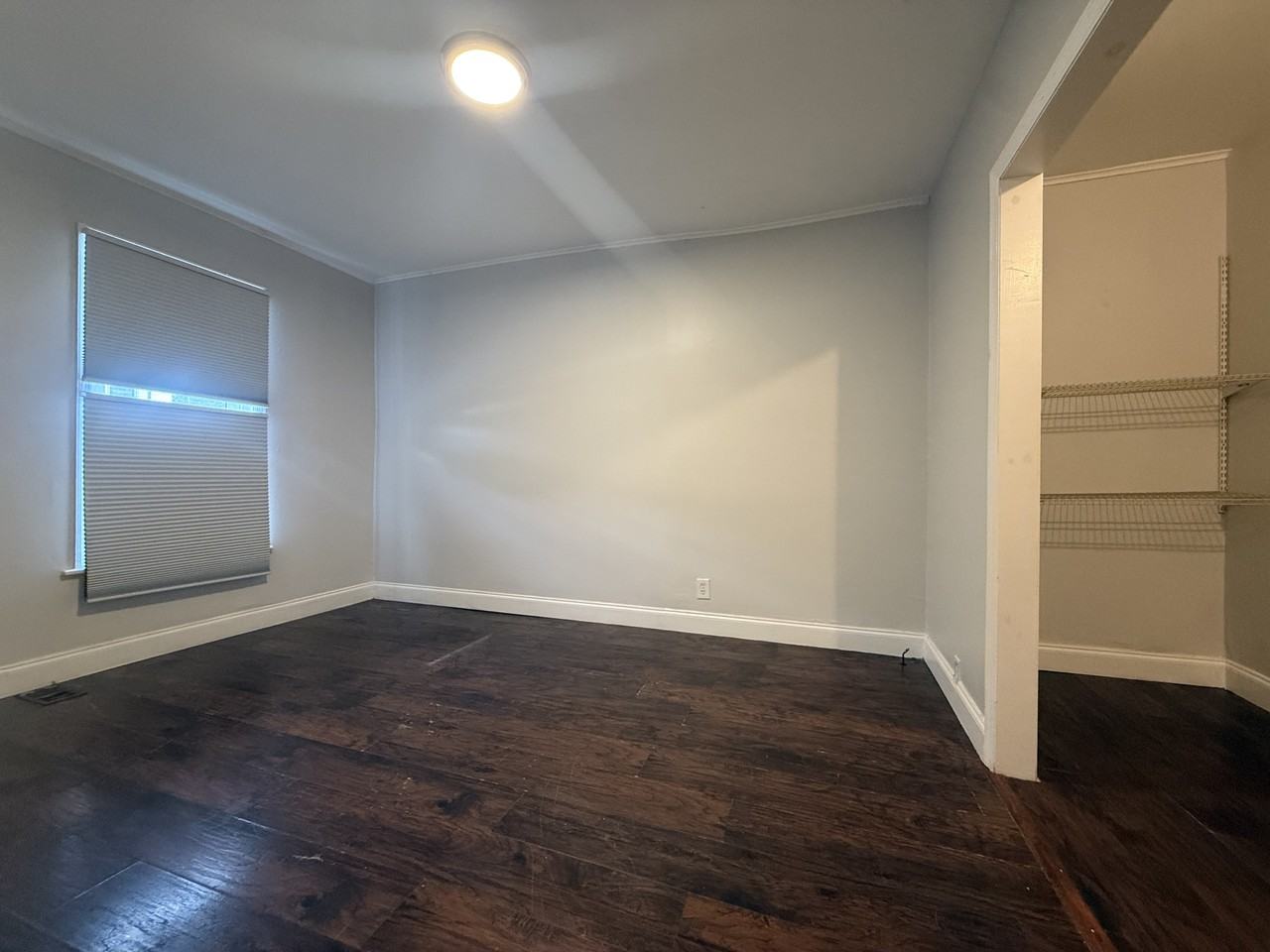 509 Yates St #1 - Photo 5 of 9