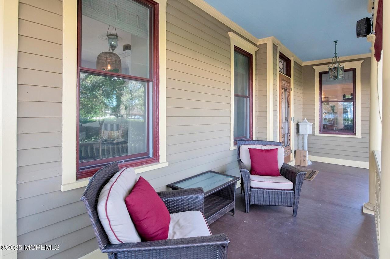 44 Ocean Pathway - Photo 4 of 46