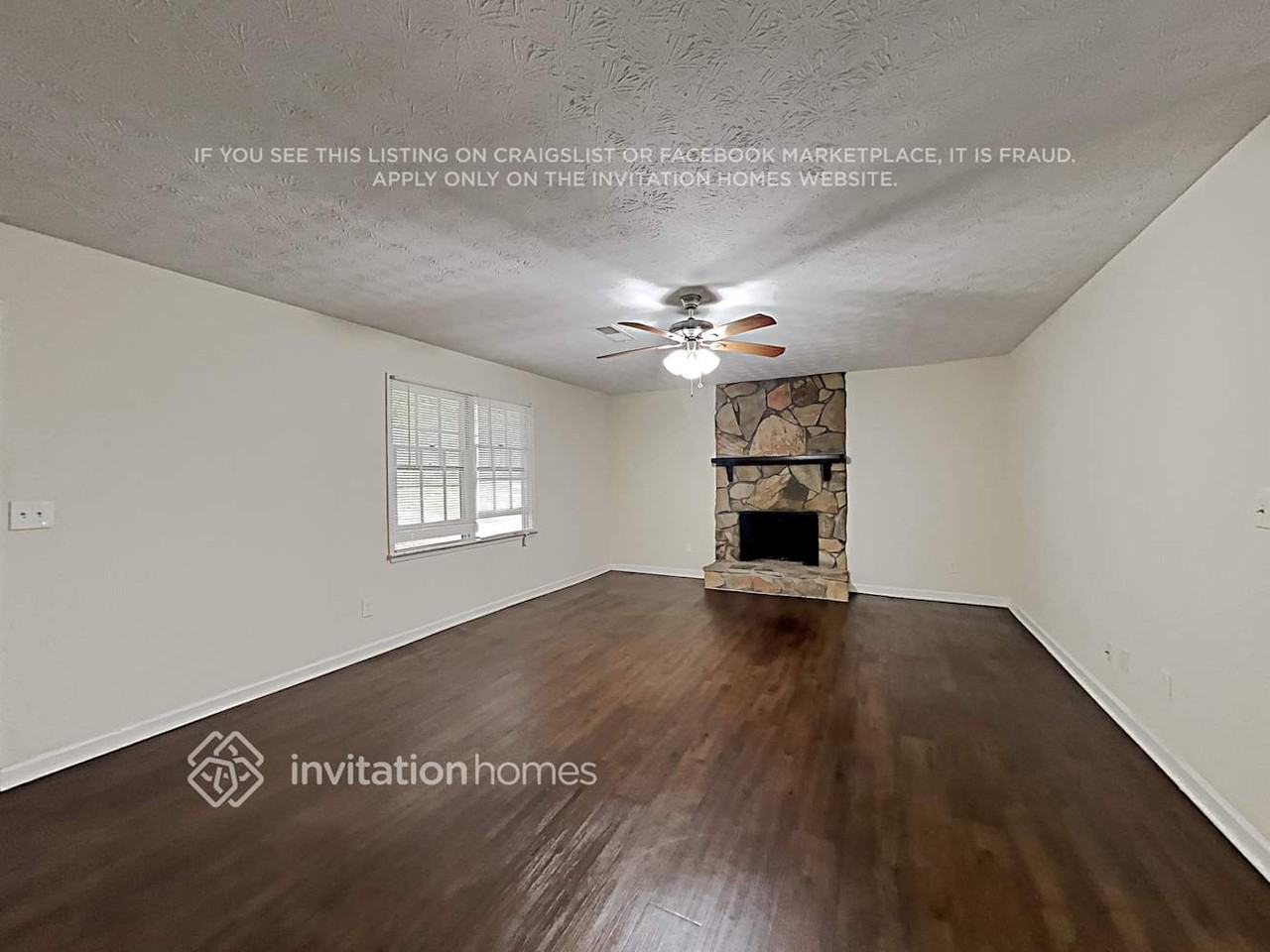 1347 Candlelite Ln - Photo 4 of 17