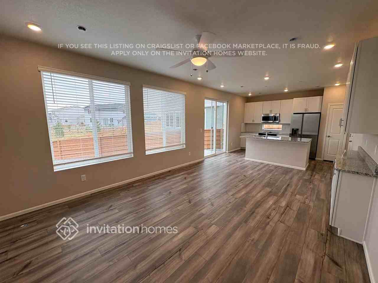 9993 Revere Ct - Photo 3 of 11