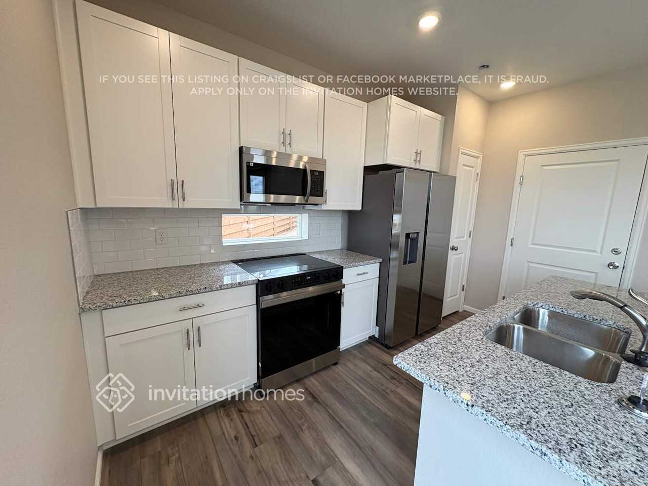 9993 Revere Ct - Photo 4 of 11