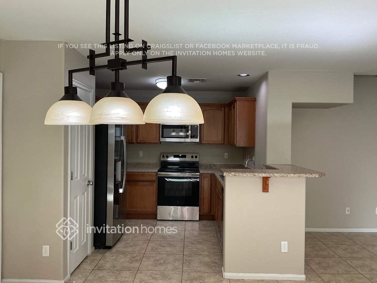 1039 S Deerfield Ln - Photo 3 of 10