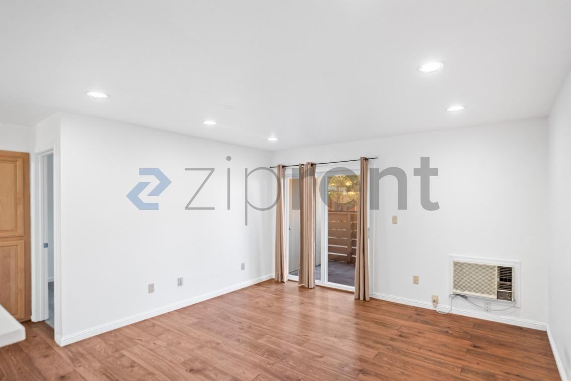 122 Monte Verano Ct - Photo 5 of 27