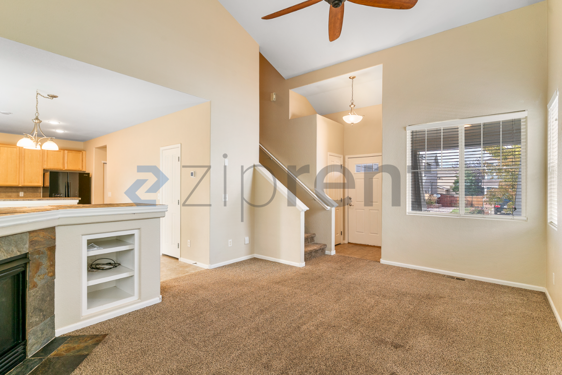 1309 Vinson St - Photo 6 of 34