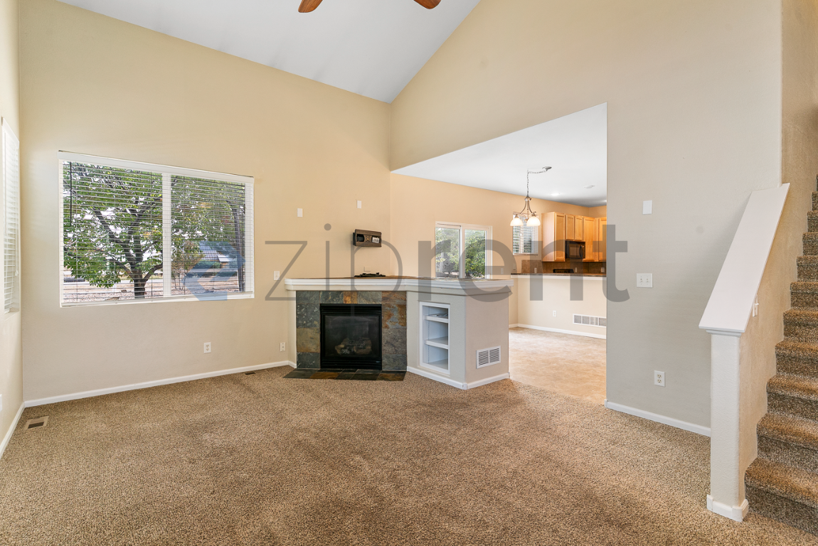 1309 Vinson St - Photo 7 of 34