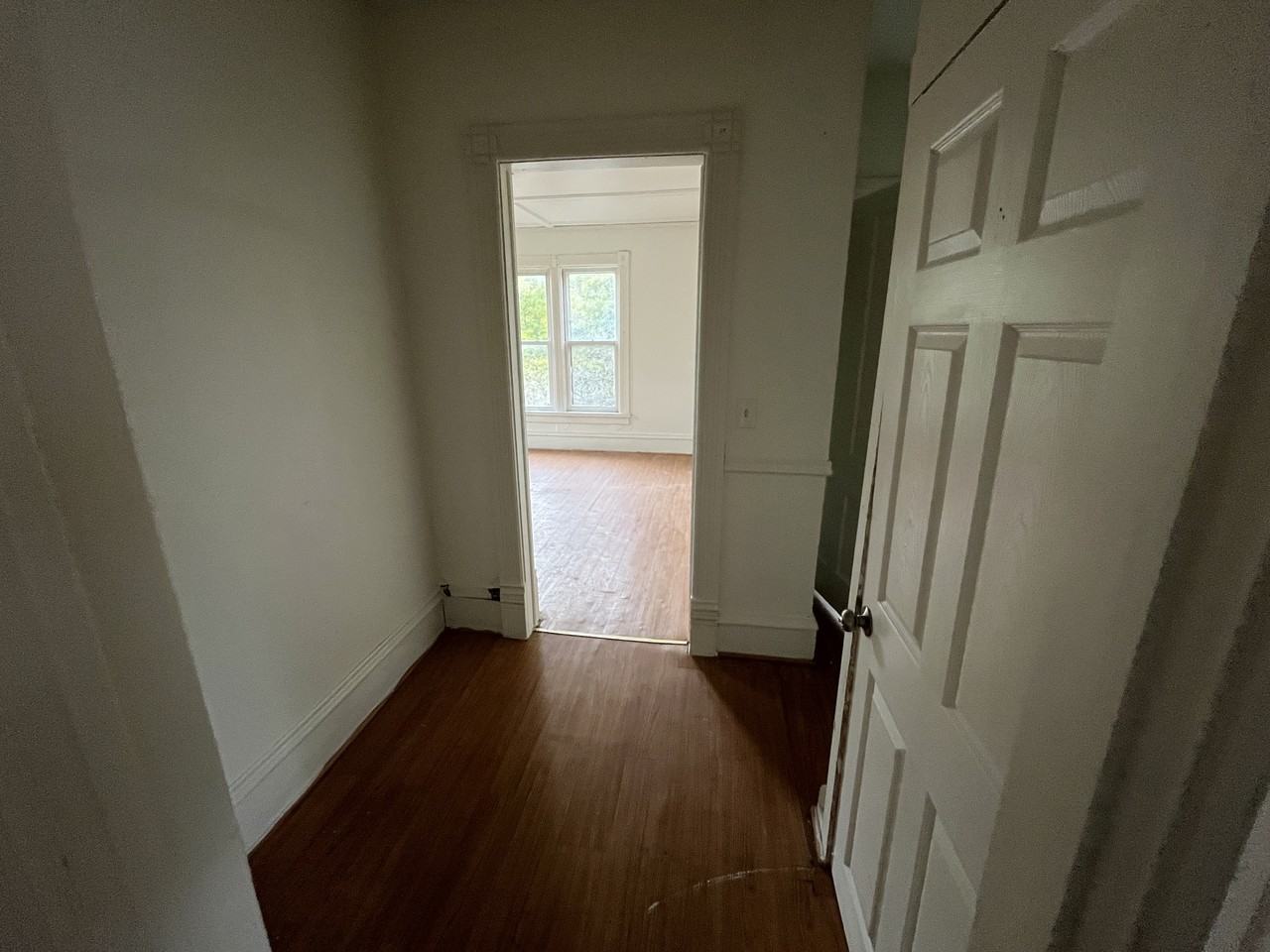 602 Lafayette St #3 - Photo 4 of 6