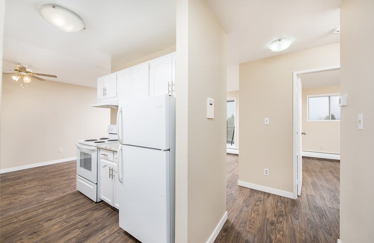 Westview Manor - Photo 2 of 18