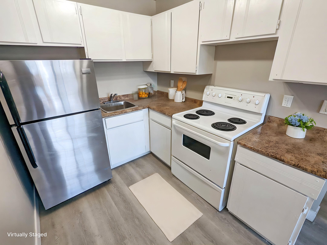 Sano Manor Apartments - Photo 5 of 16