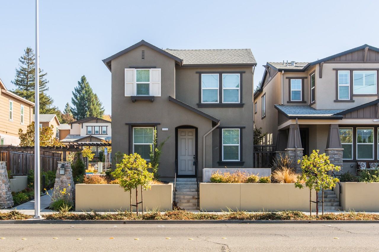 1110 Healdsburg Ave
