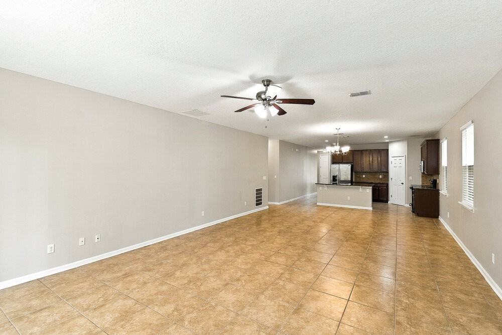 11876 Carson Lake Dr W - Photo 4 of 16