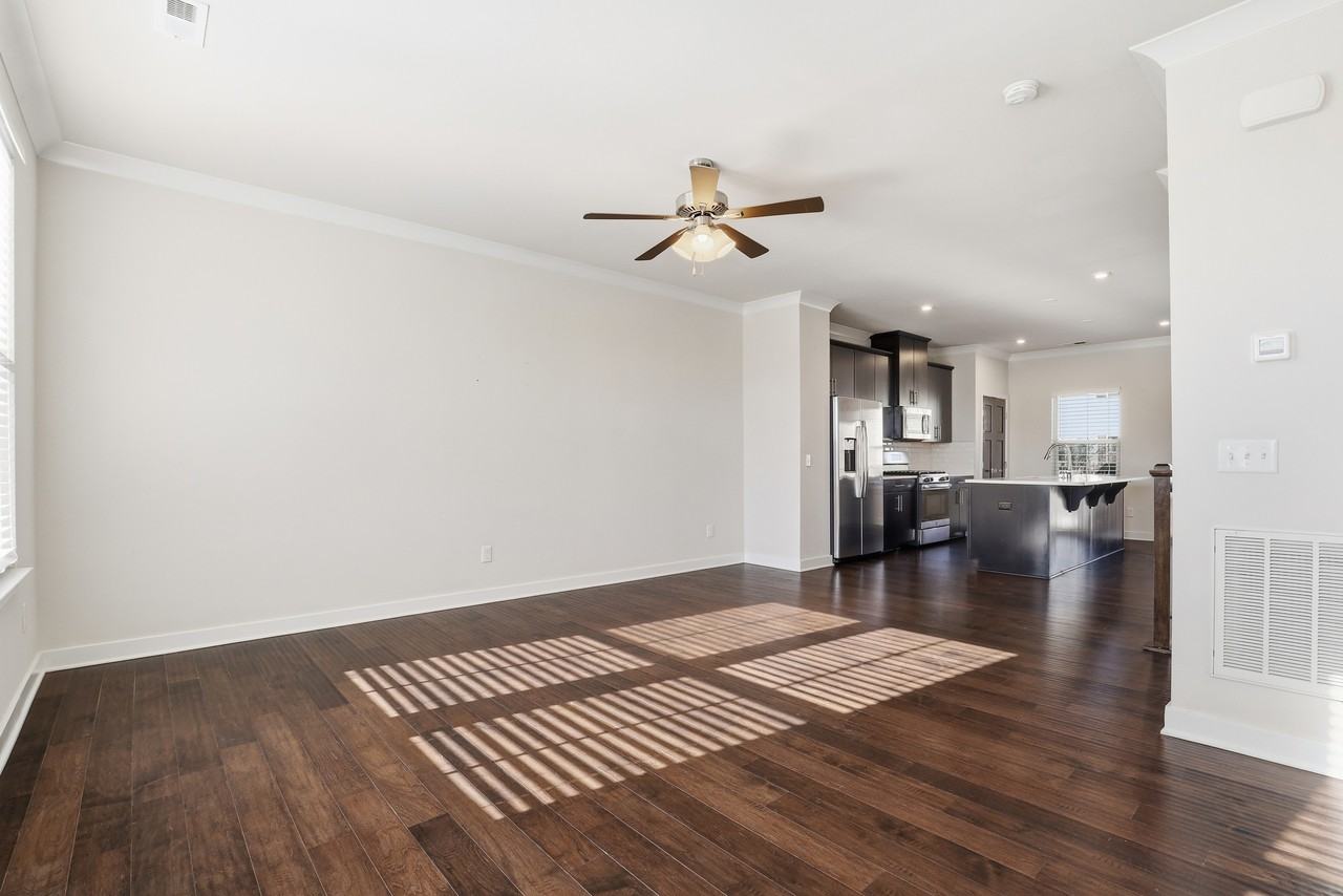 49 Itasca Dr #1 - Photo 5 of 21