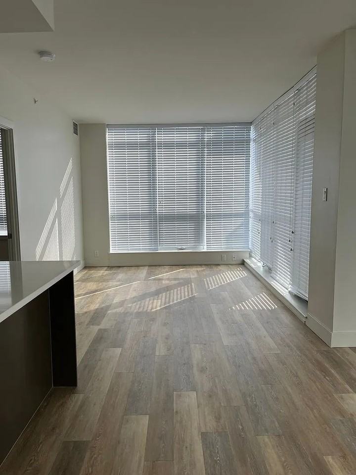 10 Highbury Tower - Photo 7 of 15