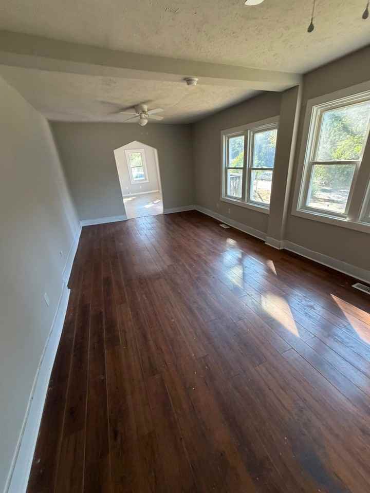 601 Valley Ave #1 - Photo 2 of 11