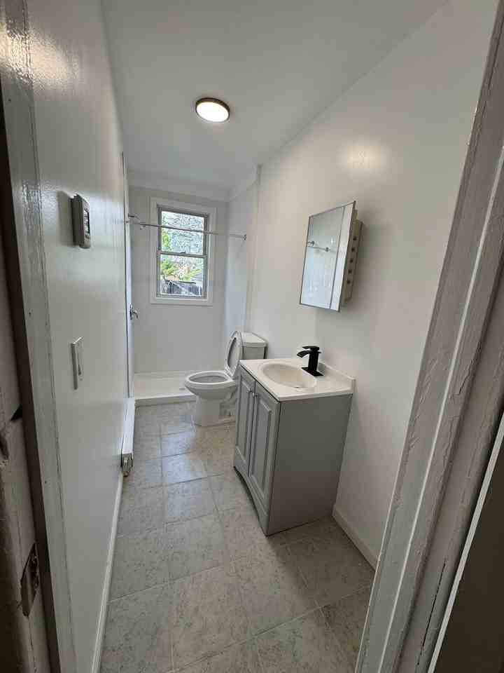 844-846 N 7th St - Photo 6 of 14