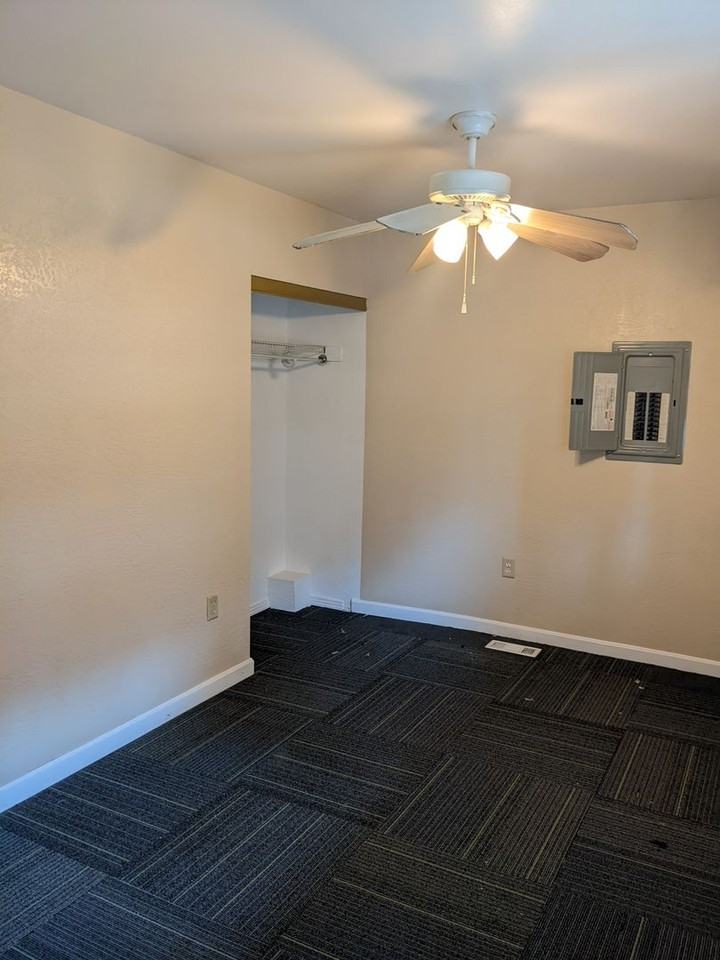309 MEYRAN - Photo 7 of 24