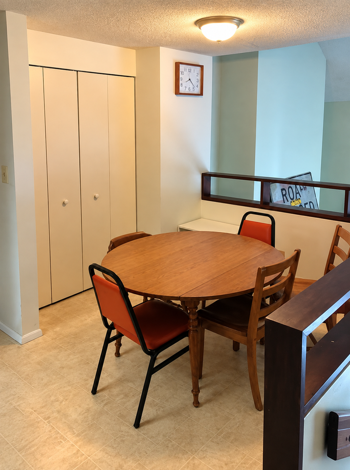 802 W Springfield Ave - Photo 5 of 9